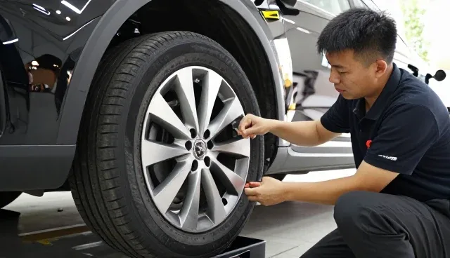 家庭日常使用使用年检代办服务需要注意什么？